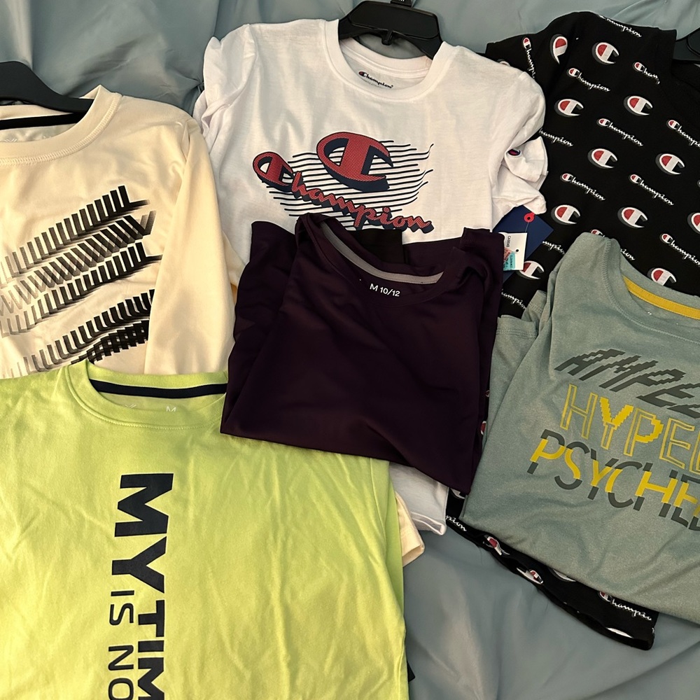 Boys shirt set. All new. Medium